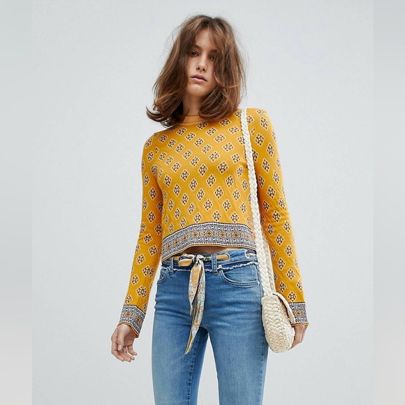 Free People New Age Crew Neck Sweater Small Size - Picture 6 of 6